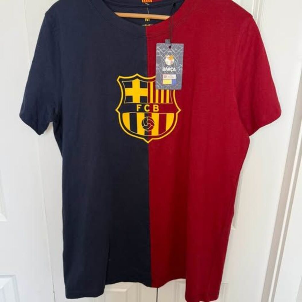 FC Barcelona Barça T-Shirt size medium